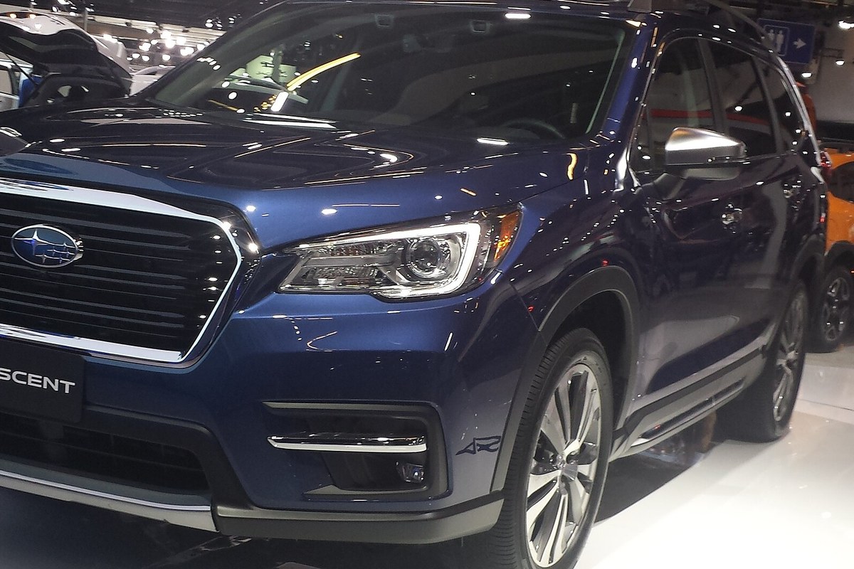Subaru Ascent 2019 модельного года на автосалоне, вид спереди