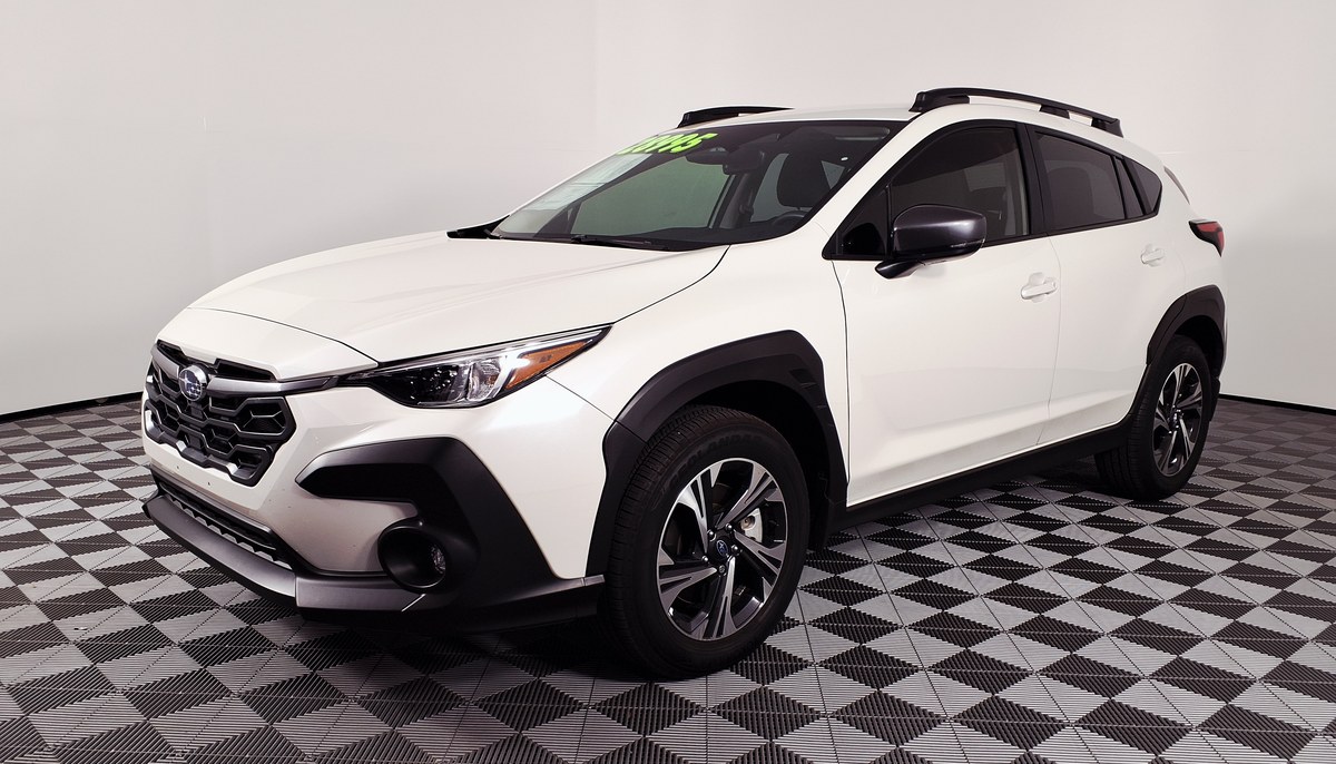 Subaru Crosstrek поколения GU, вид спереди сбоку